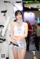 Beautiful Hong Ji Yeon at the 2017 Seoul Motor Show (146 pictures) P33 No.b96543